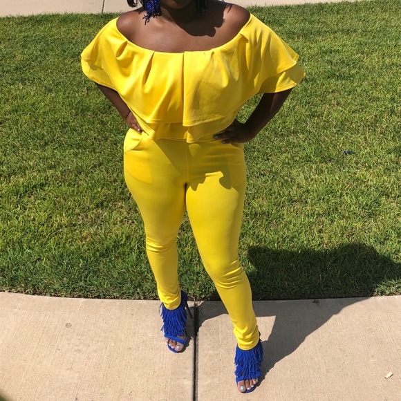 Set - Picture 2 of 3